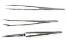 Knives - Scissors - Needles - Trimknife