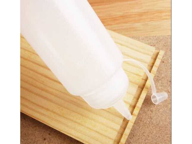Glue Squeeze Bottle with Standard Spout