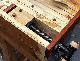 End Vice (Tail Vice)