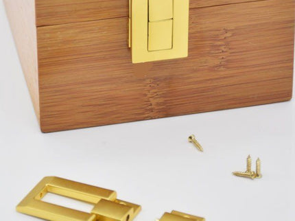 Solid Square Box Catch (Vertical)